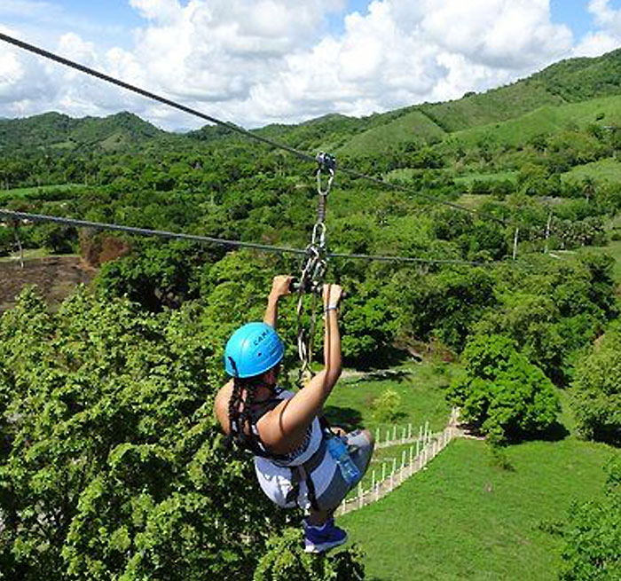 CABARETE Zipline + Monkeyland